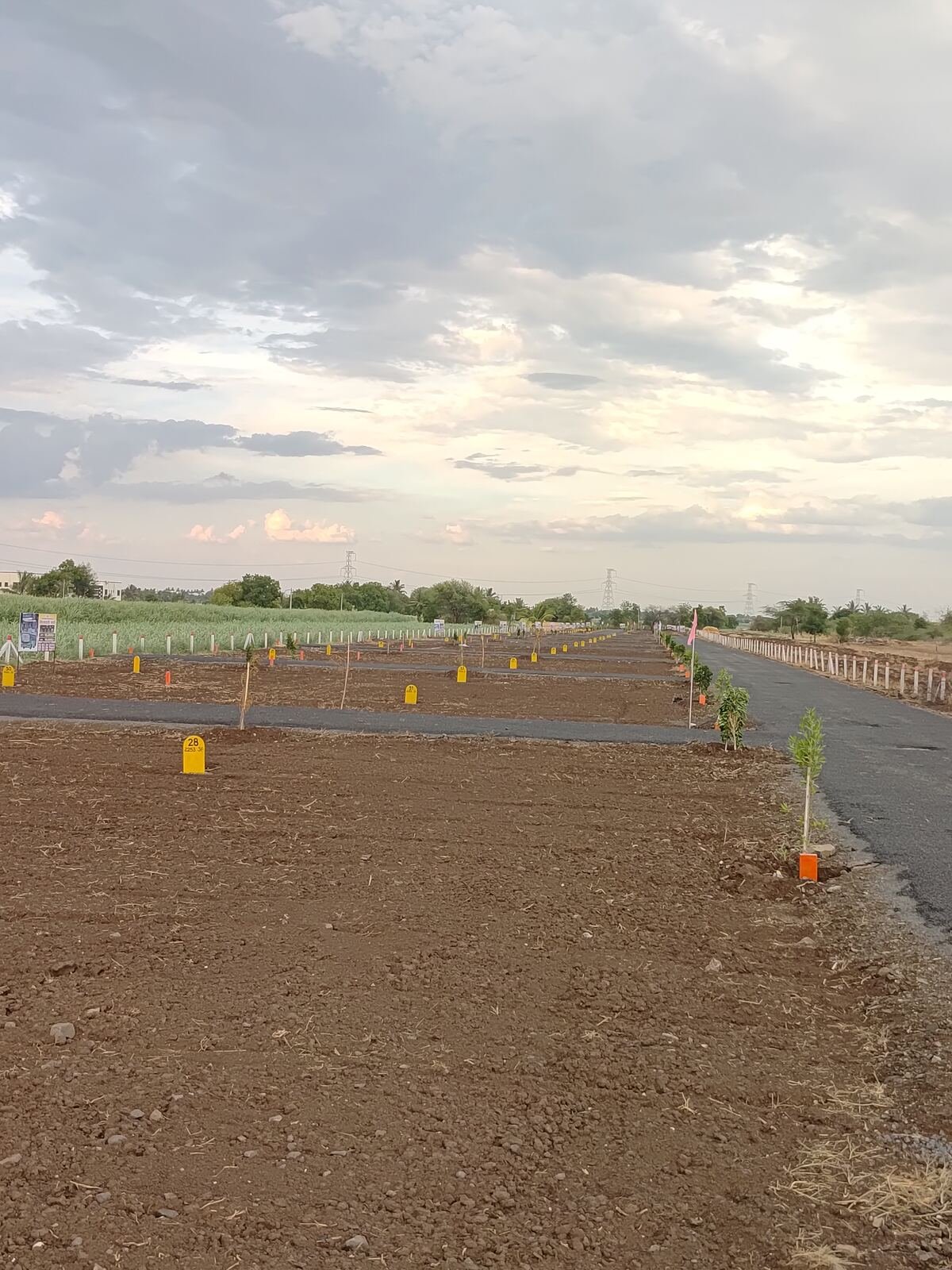 Layout entrance gate